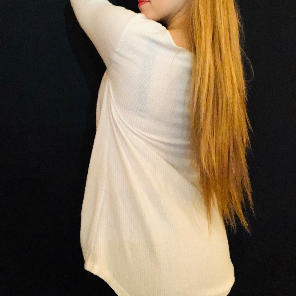 Sweater - Picture 3 of 4